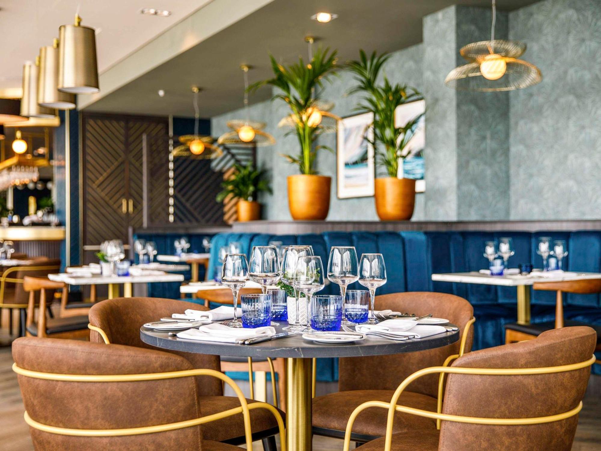 Mercure Отель Пейнтон