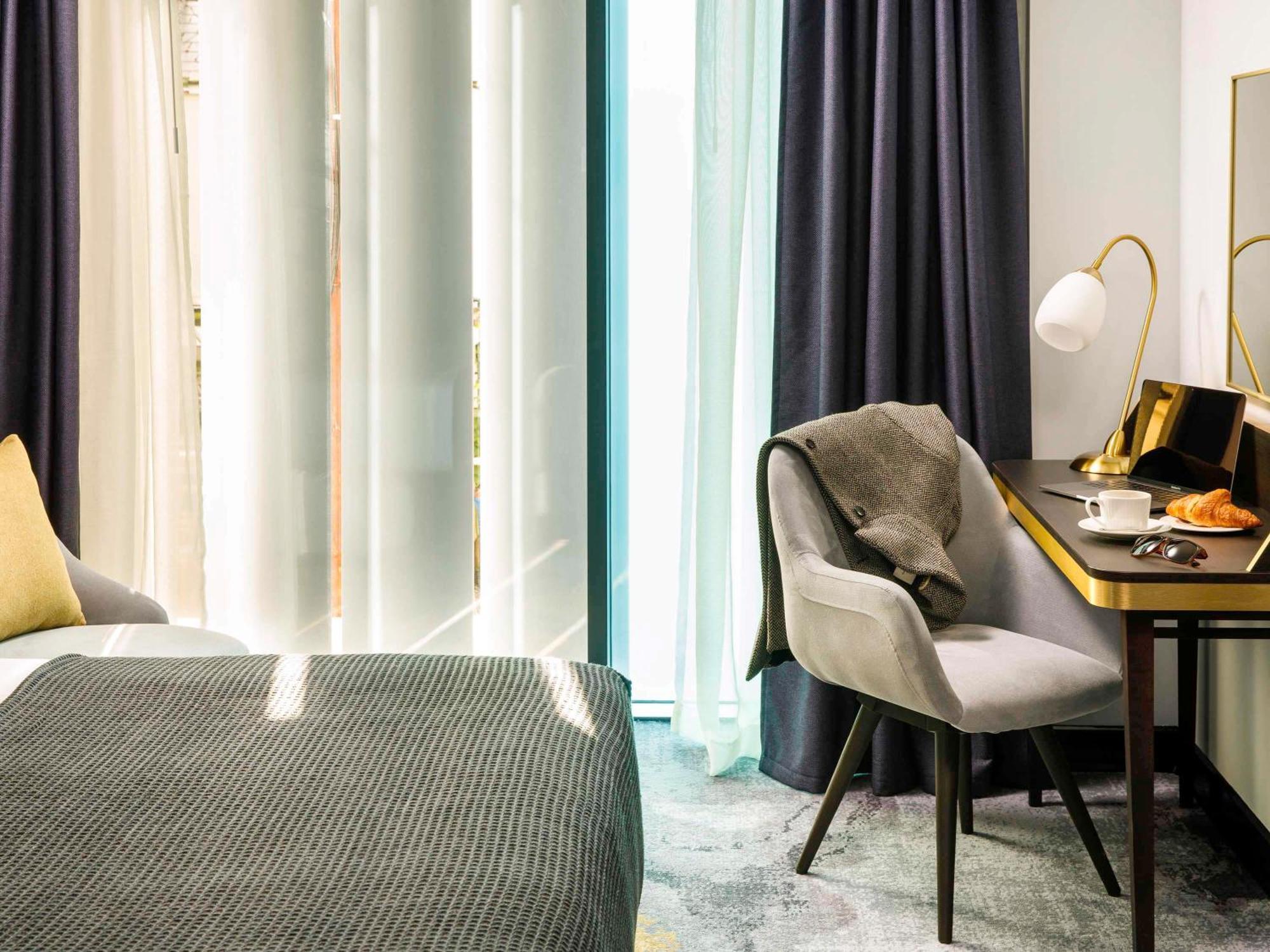 Отель Mercure 4*